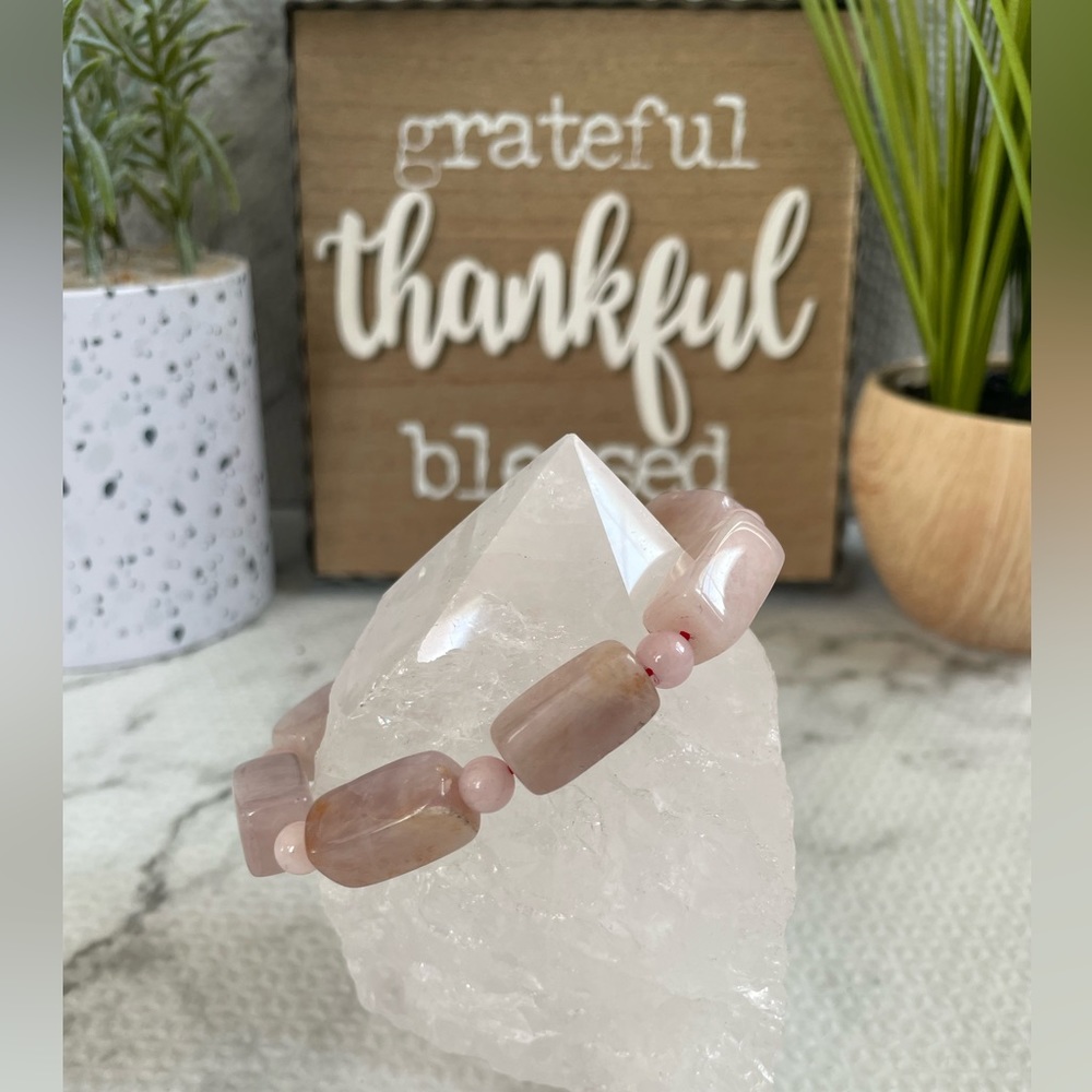 💗 Rose Quartz bracelet